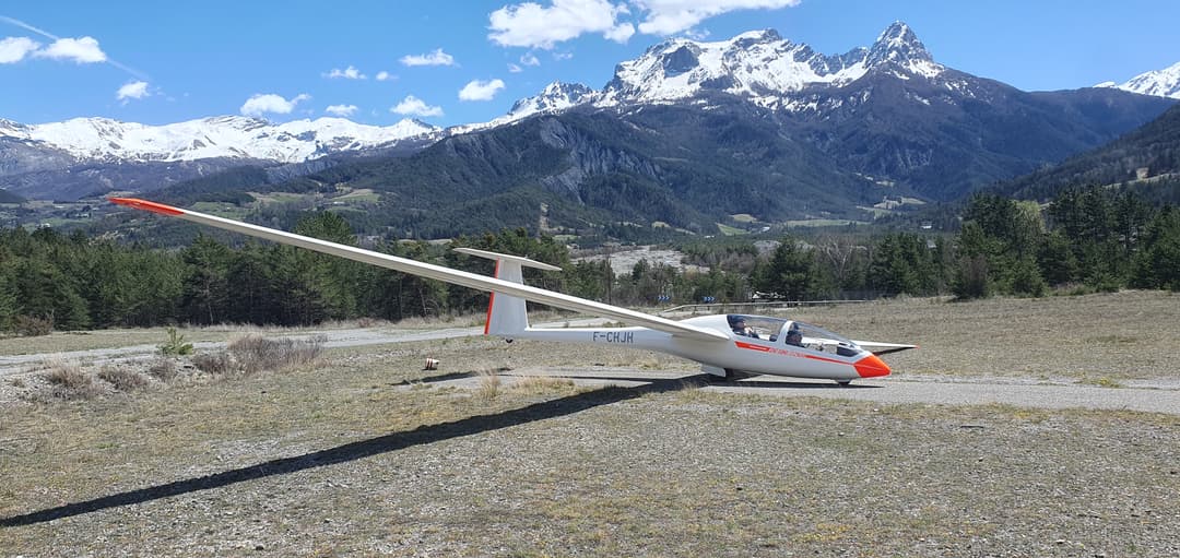 DG-500 en piste à Barcelonnette